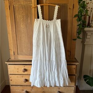 *SOLD* Doen Symphony Dress Small